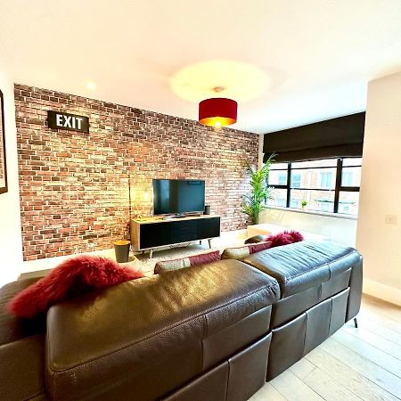 Beautiful New 2 Bedroom Apartment - Next To The Beach - Great Location - Free Parking - Fast Wifi - Smart Tv - Sleeps Up To 4! Close To Purbeck, Corfe Castle, Sandbanks, Poole & Bournemouth Swanage Exterior photo