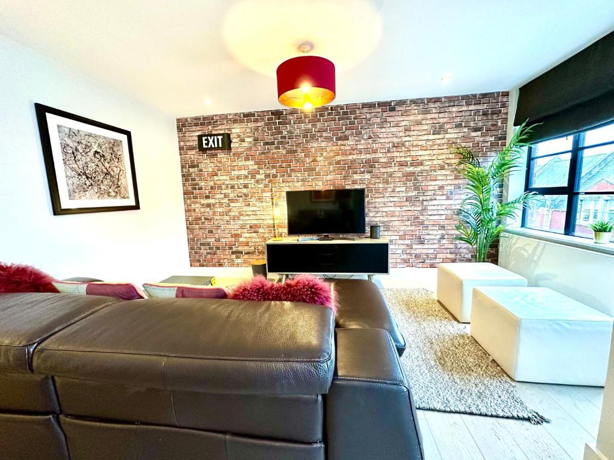 Beautiful New 2 Bedroom Apartment - Next To The Beach - Great Location - Free Parking - Fast Wifi - Smart Tv - Sleeps Up To 4! Close To Purbeck, Corfe Castle, Sandbanks, Poole & Bournemouth Swanage Exterior photo